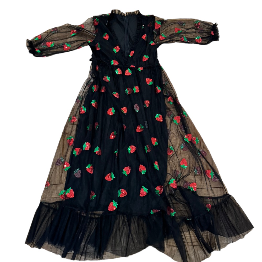 Black tulle  sequined red Strawberries appliqués elastic waist maxi dress Sz XL